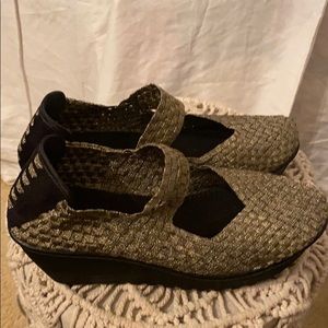 White Mountain Comfort Shoes-S10-NWOT